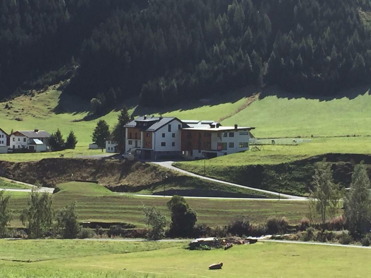 Nonas B&B Galtuer Exterior photo